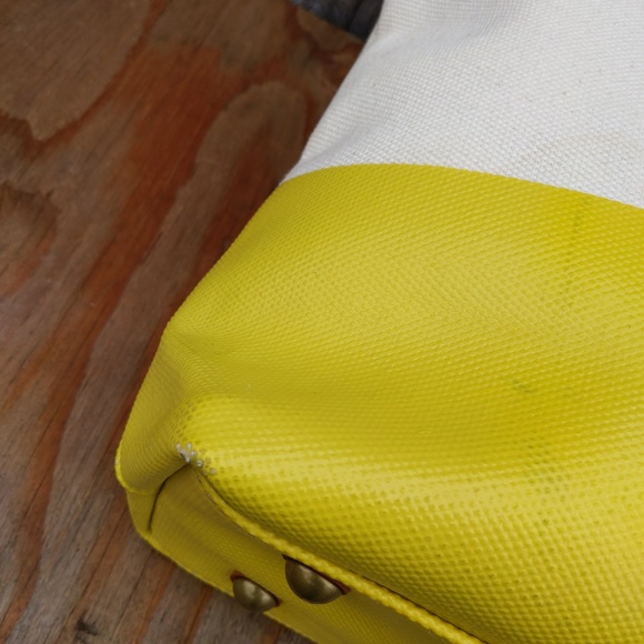 Fossil Cream and Yellow Tote Bag - Picture 5 of 8
